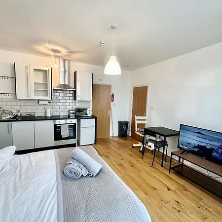 Se4, Self Contained Studio Flat. London Kültér fotó