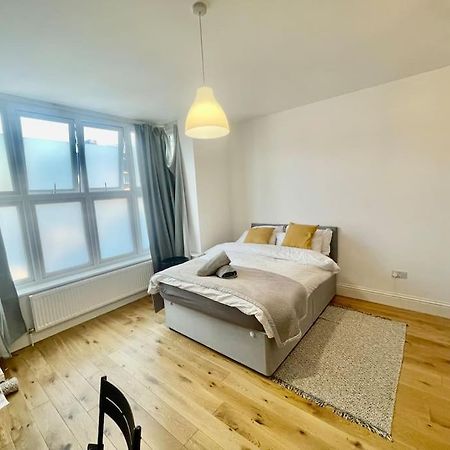 Se4, Self Contained Studio Flat. London Kültér fotó